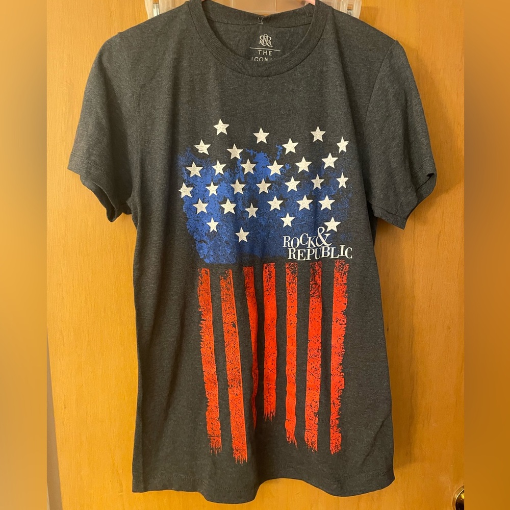 Mens rock & republic tshirt BNWT